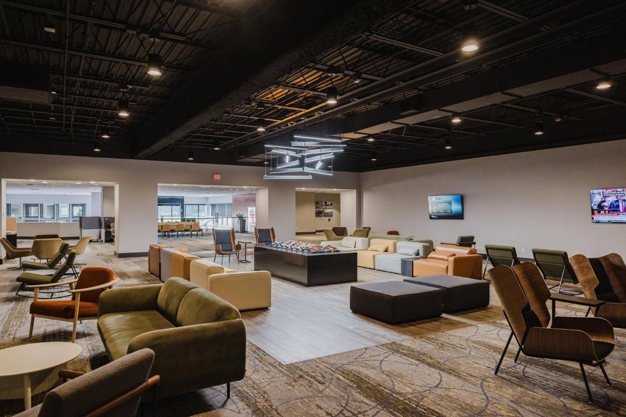 Crowne Plaza Suites Msp Airport - Mall Of America By Ihg Bloomington Exterior foto